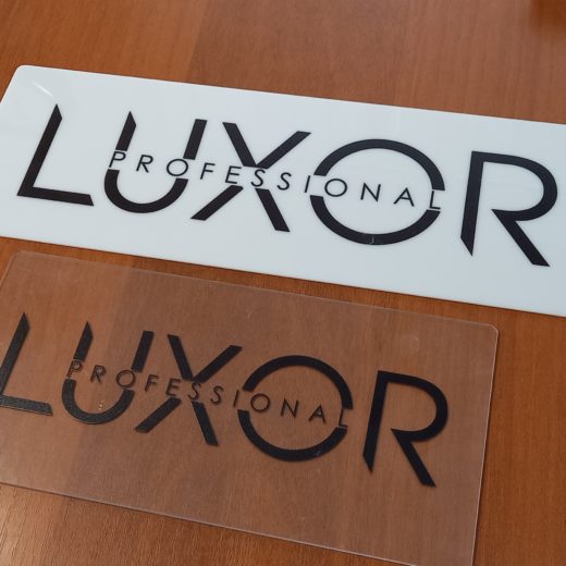 Производство табличек Luxor